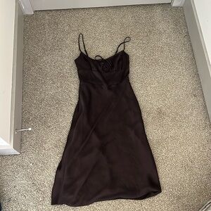 WOLFRED satin midi dress